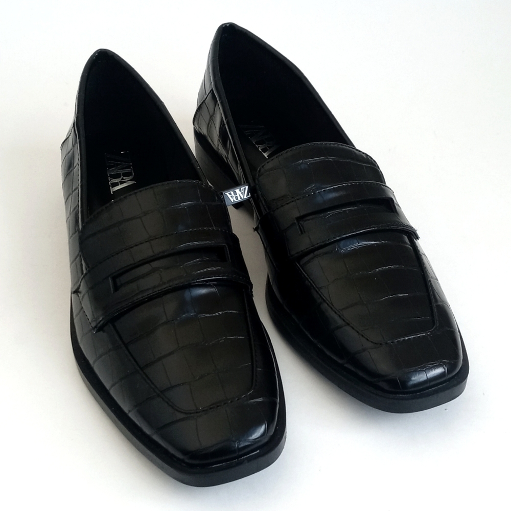 Zara Women's Black Alligator Embossed Square Toe Flat Penny Loafers 38 (7.5) - Picture 15 of 16